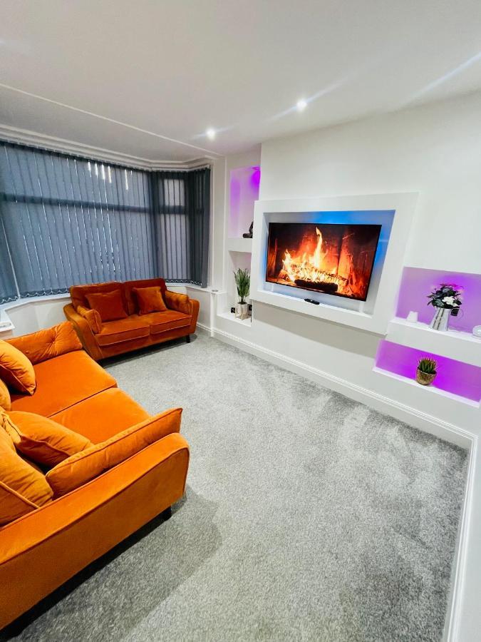Brand New Modern 3 Bedroom Home Blackpool Exterior photo