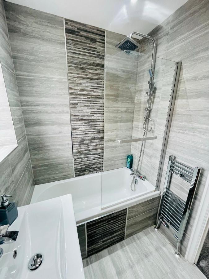 Brand New Modern 3 Bedroom Home Blackpool Exterior photo